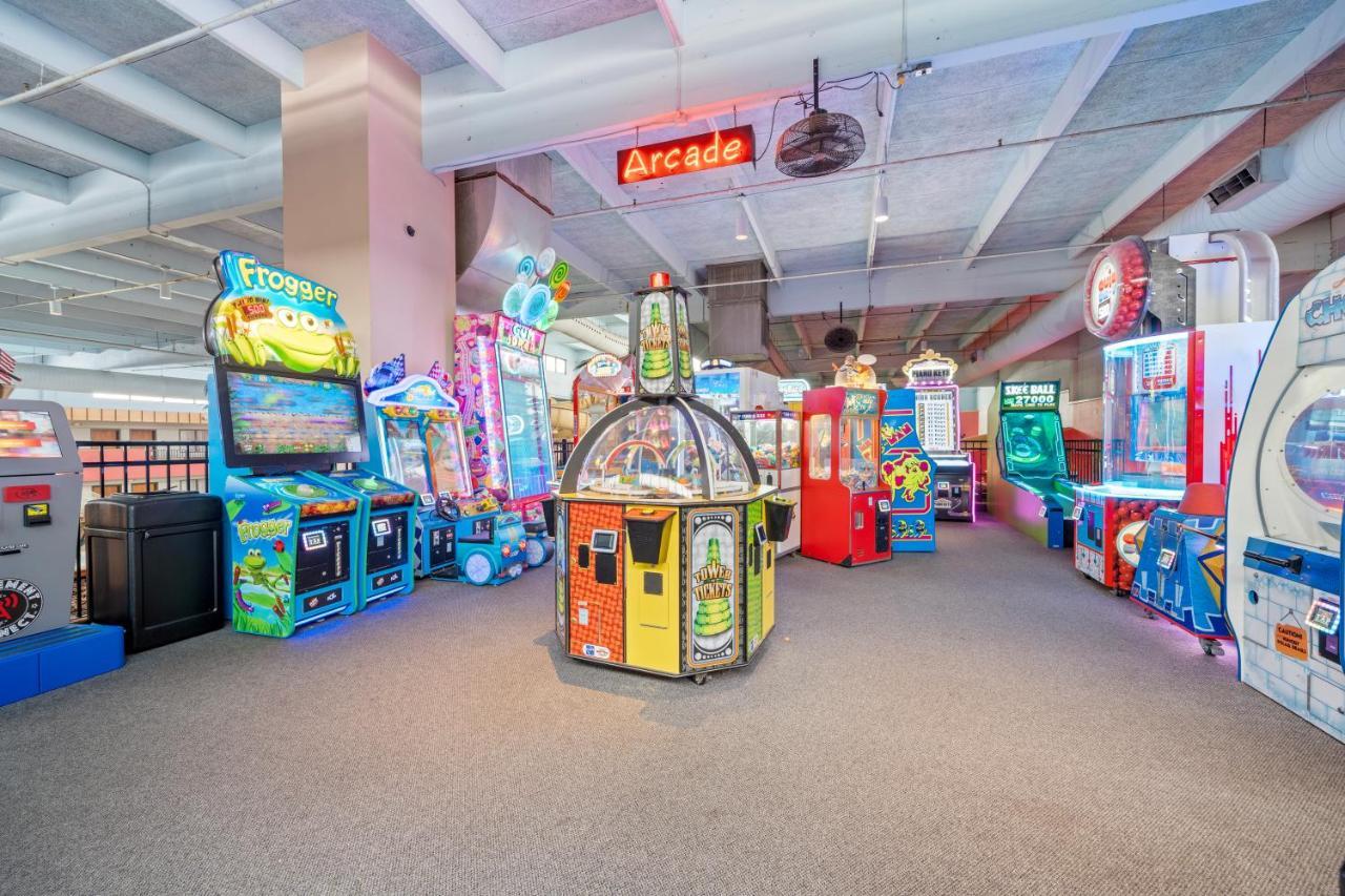 Ramada By Wyndham Sioux Falls Airport - Waterpark Resort & Event Center Exteriör bild
