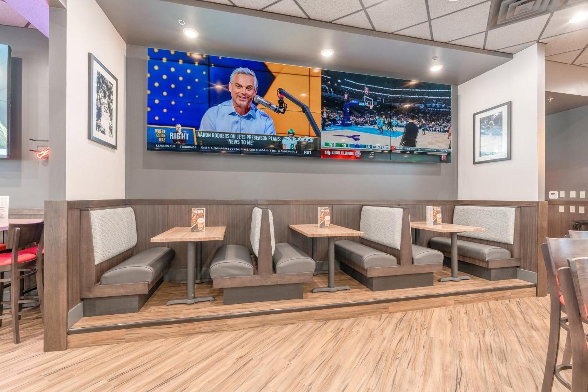 Ramada By Wyndham Sioux Falls Airport - Waterpark Resort & Event Center Exteriör bild